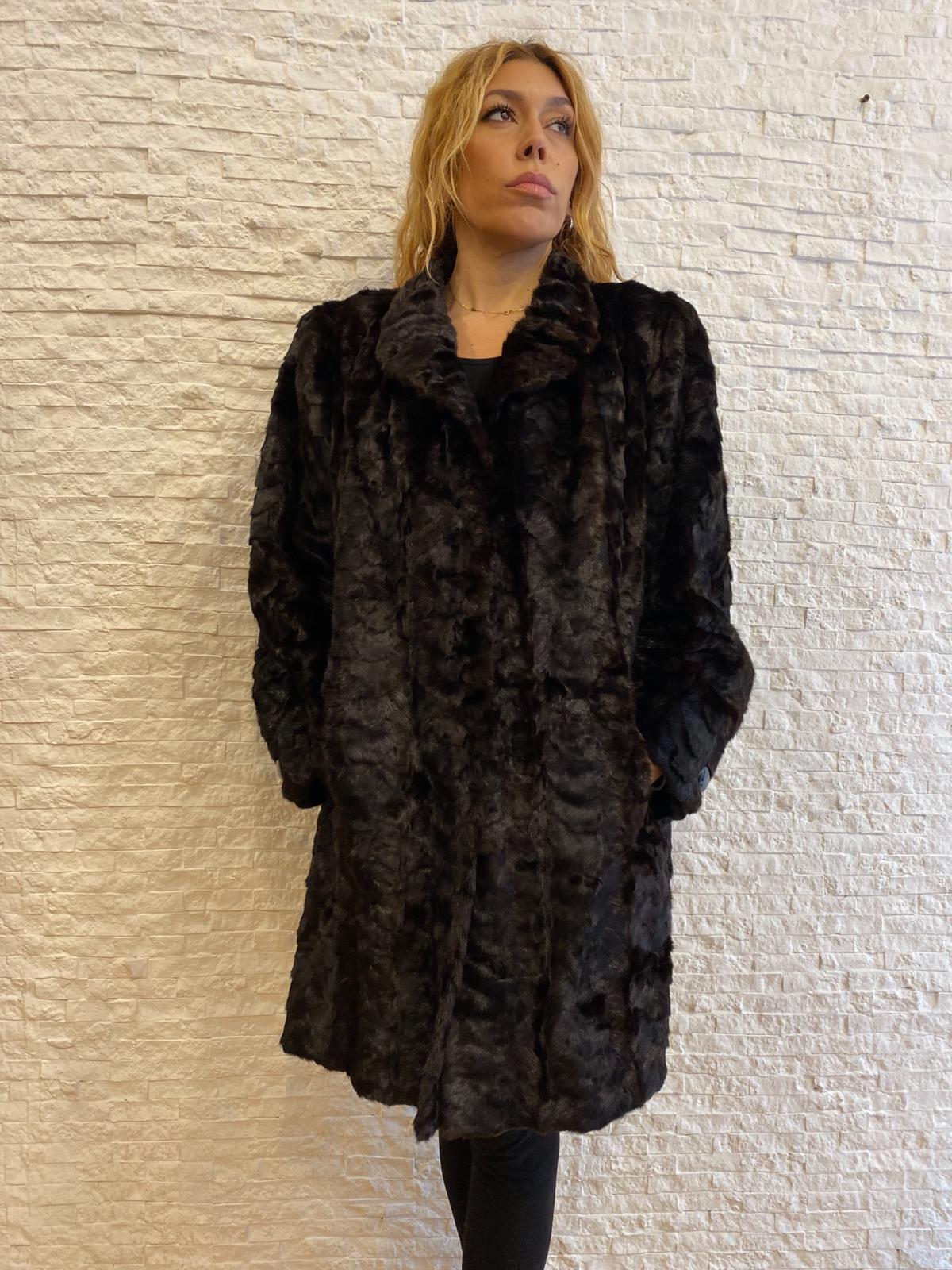 Visone Black