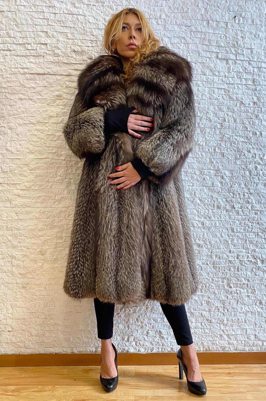 Cappotto di Volpe Argentata