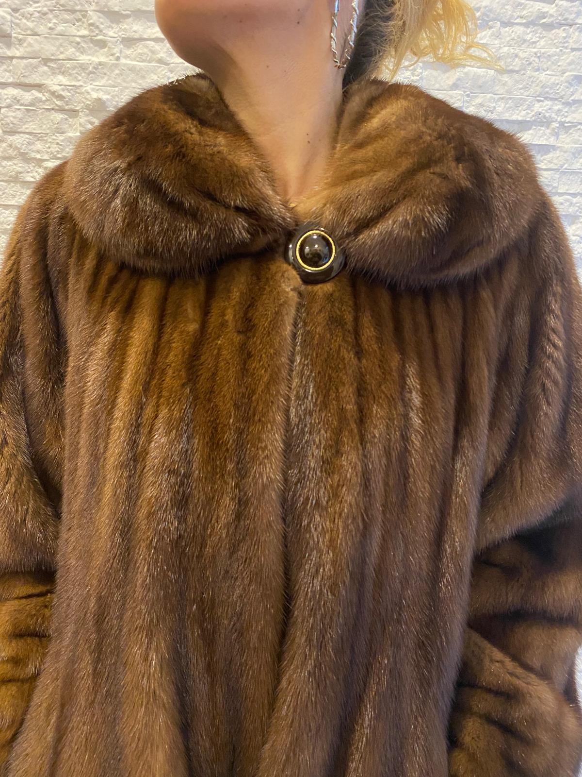Cappotto di visone € 590