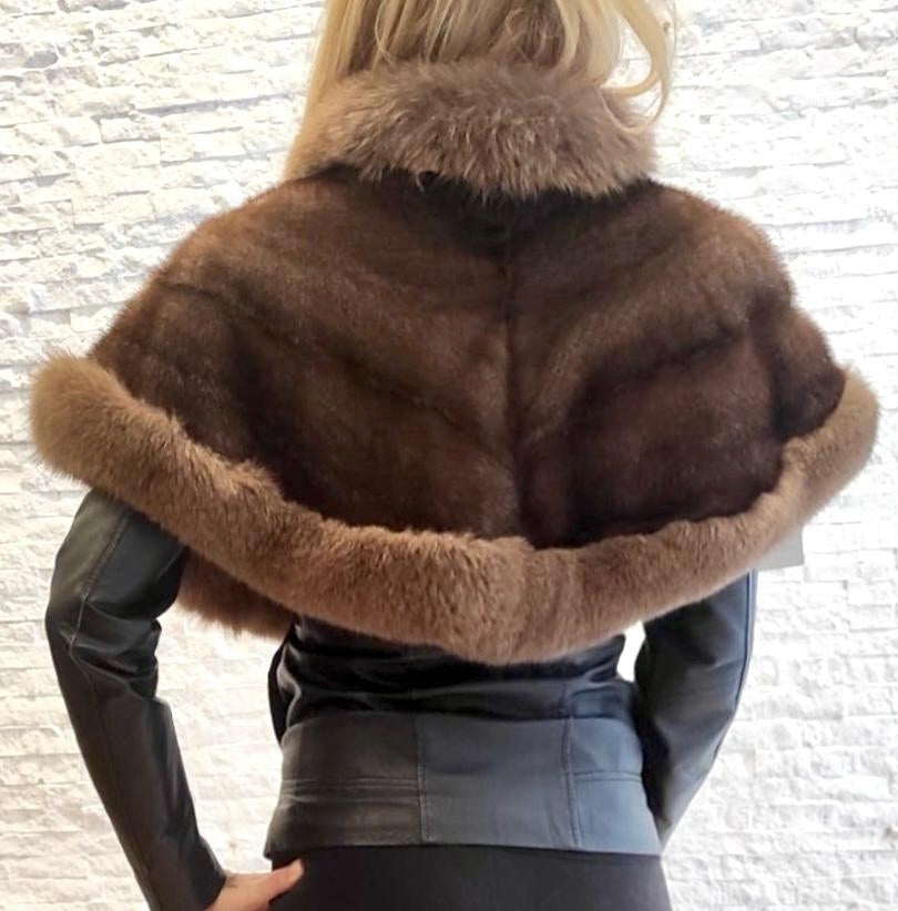 Mantella di Visone Demi Buff   €420,00