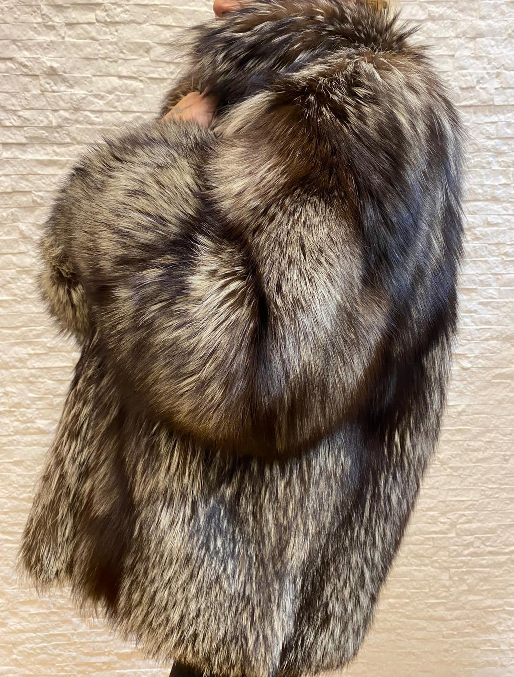 Giacca di volpe argentata €590