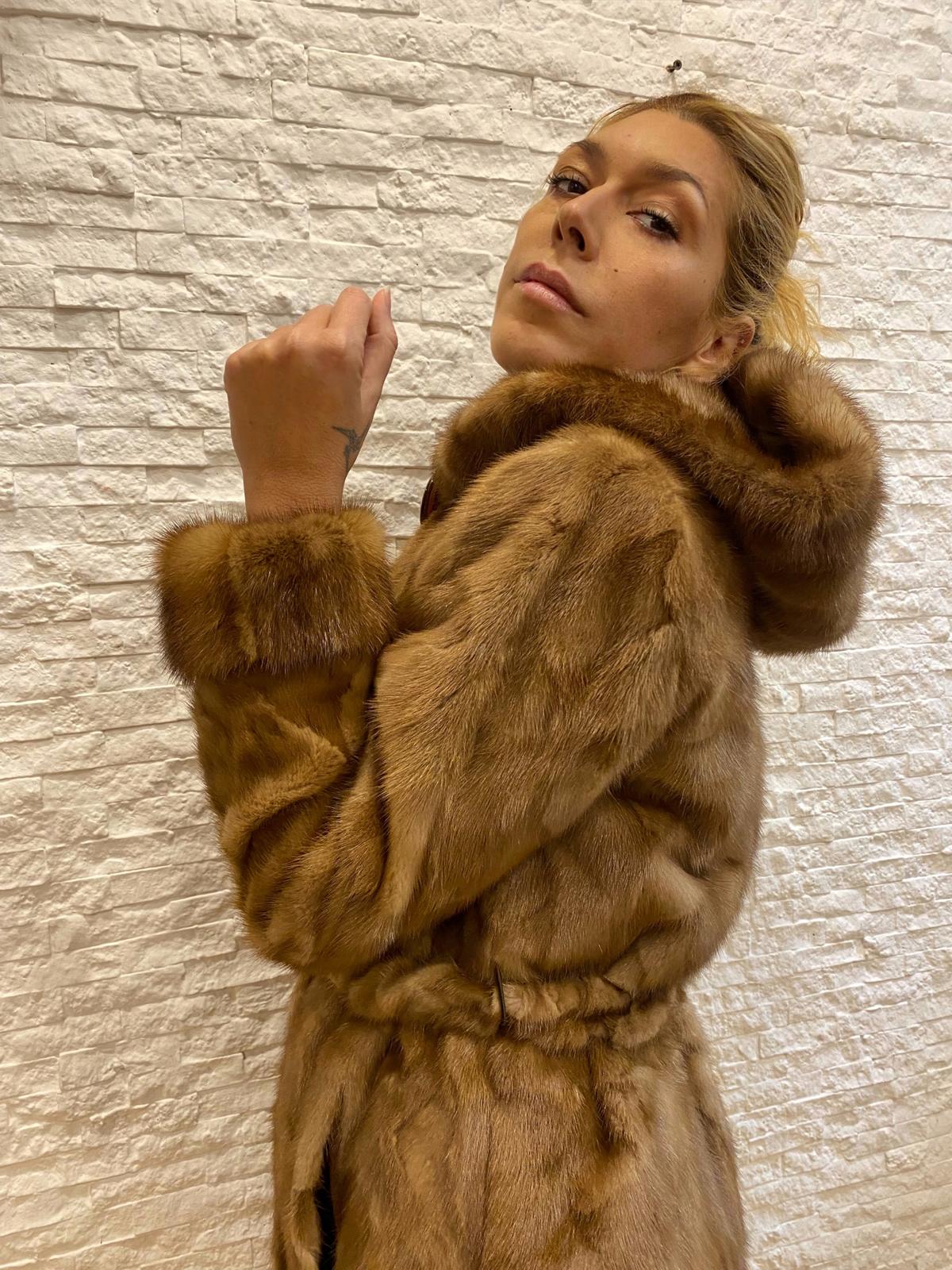 Trench di visone € 490