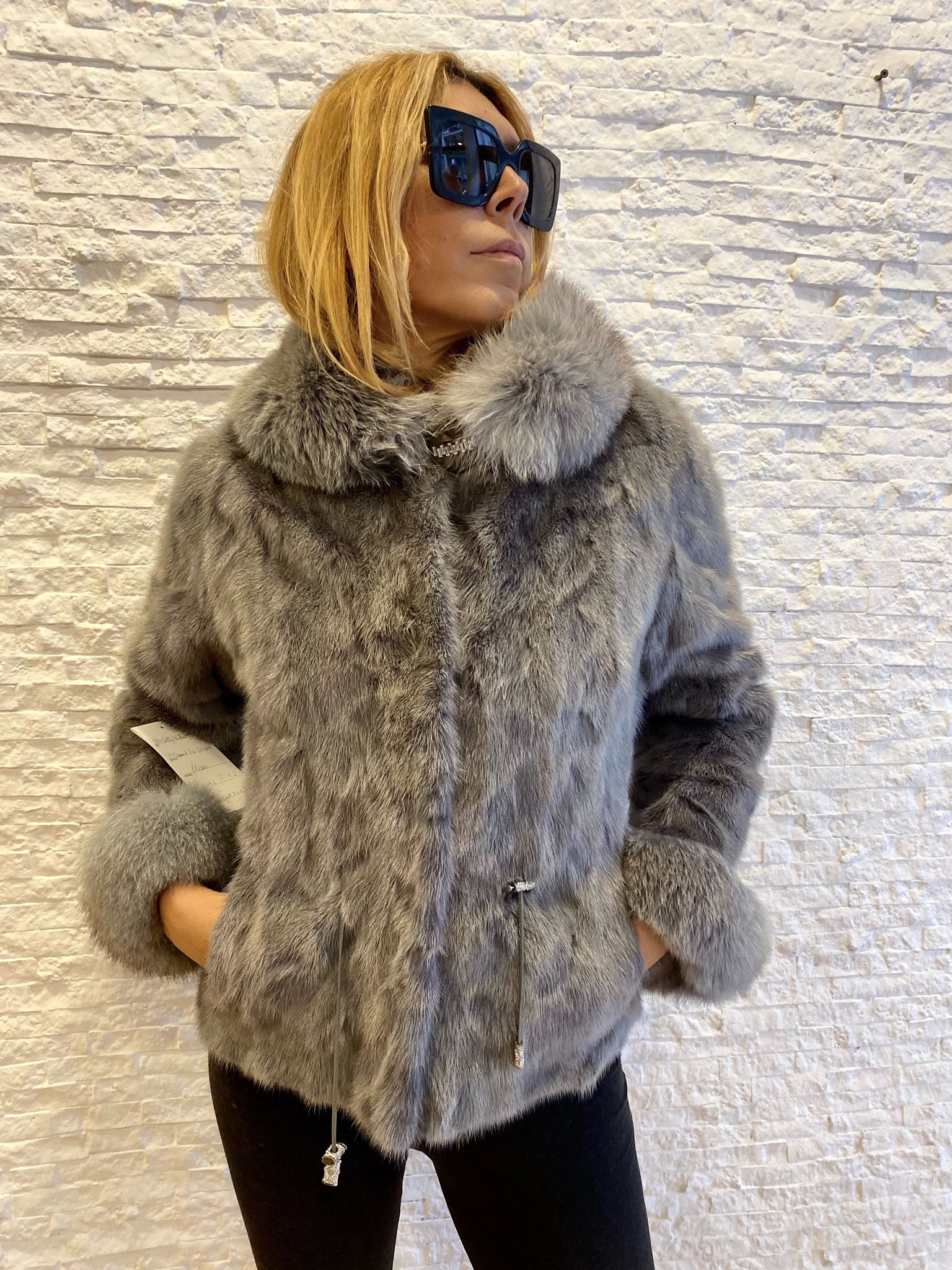 Giacca di visone con Volpe € 490