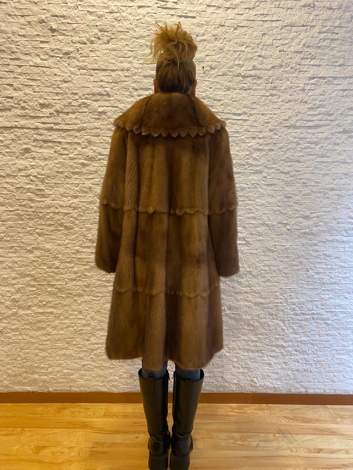 Cappotto di visone € 590