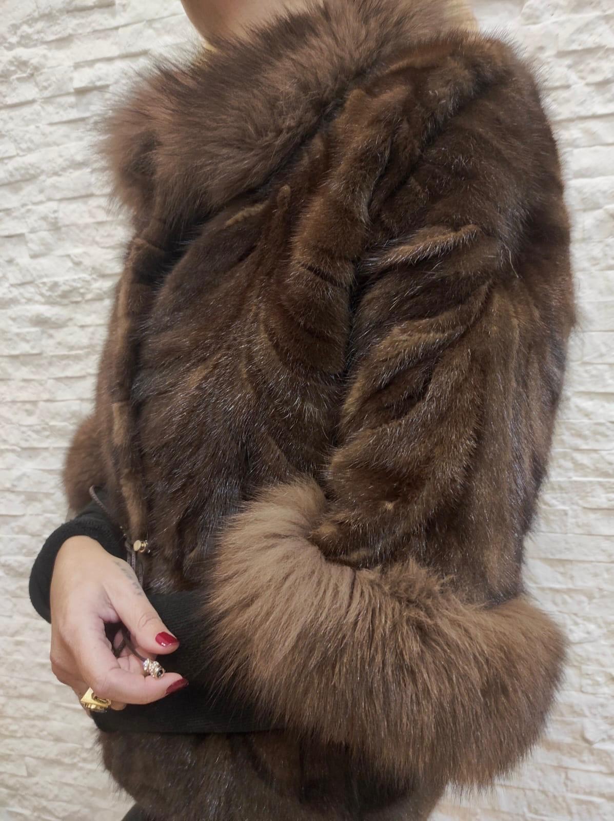 Giacca di visone più volpe €470